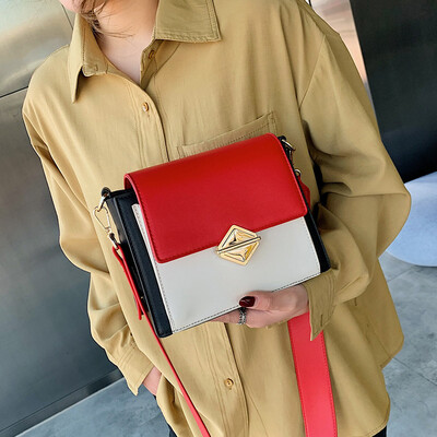 

Fashion hit color small square bag simple wide shoulder strap Messenger bag female bag new 2019ins super fire broadband small square bag
