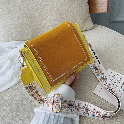 

Summer fashion small bag ins leisure broadband small square bag new 2019 small fresh womens bag abrasive slant satchel