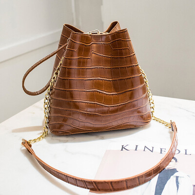 

Tailored Women Small Square Bag Wild Casual Messenger Handbag Shoulder Bag