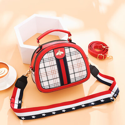 

Simple small bag female 2019 new cool Korean version of the wild Messenger bag saddle bag fashion shoulder bag handbag