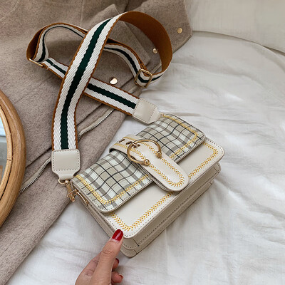 

Net red plaid small bag female bag 2019 new fashion wide shoulder strap shoulder bag wild insyang air Messenger bag
