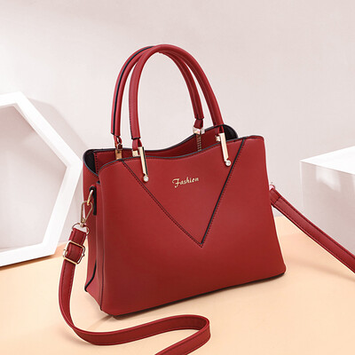 

Womens high-capacity commuter handbags business fashion slung simple soft texture Joker ladies