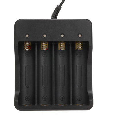 

4 Slots Universary Battery Charger 18650 Li-ion Battery Charger with LED Indicator