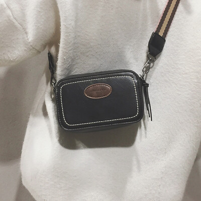 

Ins super fire package diagonal cross port wind retro Sen small party bag female 2019 new wave Korean version of the wild Messenger bag