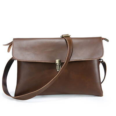 

European&American retro handbag Korean version of mens handbag fashion handbag personalized postman shoulder bag wrist bag fi