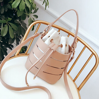 

Tailored Womens Fashion Hollow Shoulder Bag Multi-Function Bag Multi-Layer Handbag