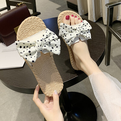 

Ins slippers women wear Xiabai fashion flat soles
