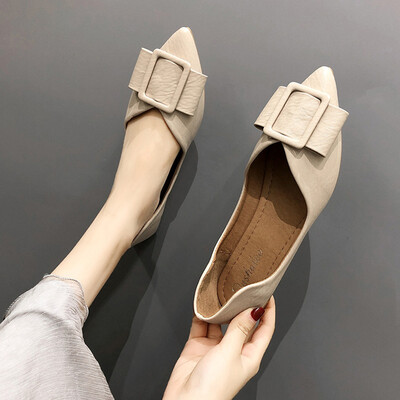 

Shoe women 2019 tide shoes shoes summer new pointed metal buckle bean shoes Korean version of Joker shallow pouring shoes tide
