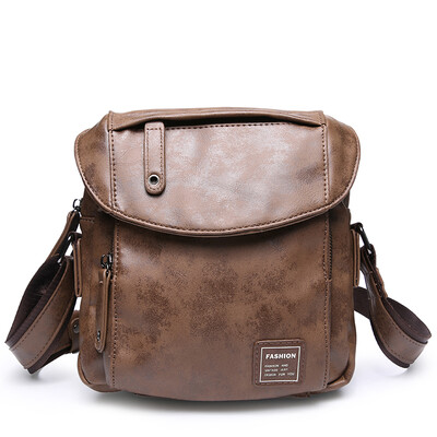 

Retro single shoulder bag male oblique satchel man bag Korean version fashion small backpack leisure man bag 2019