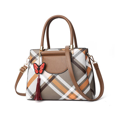 

2019 spring&summer new Korean ladies bag cool fashion big bag female shoulder slung handbag