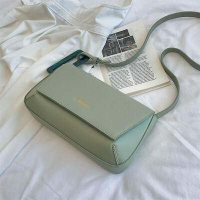 

Girls small bag new Korean version of the retro small square bag fashion wild shoulder Messenger bag tide
