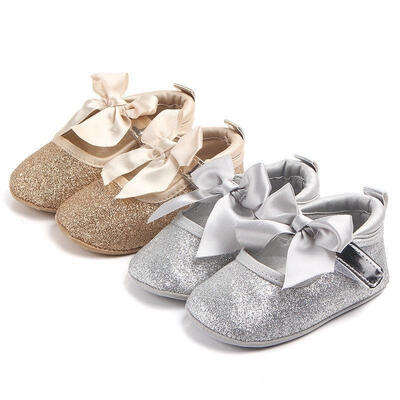 

Newborn Baby Girl Soft Sole Sequin Crib Shoes Anti-slip Sneaker Prewalker