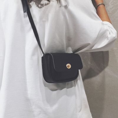 

Summer net red small bag wild female bag 2019 new girl Messenger bag summer small fresh ins shoulder bag