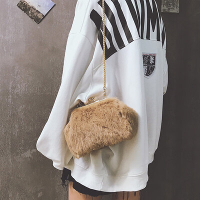 

Qiao Bani 2018 new Korea Dongdaemun fashion trend true rabbit hair clip chain bag shoulder diagonal female bag