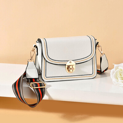 

The new Korean version of the one-shoulder slant bag fashion summer women 100 broadband bags