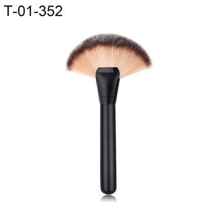 

Portable Foundation Concealer Face Eye Makeup Brush Wooden Handle Cosmetic Tool