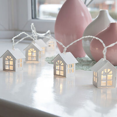 

2019 New Christmas LED Light String Nordic House Shape String Light Battery Light Christmas Light String For Room Bedroom Decor