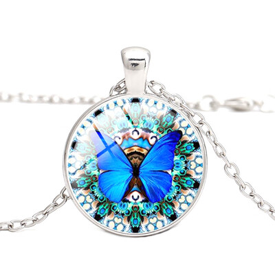 

Retro Mandala Flower Butterfly Pattern Necklace Gemstone Cabochon Chain Necklace
