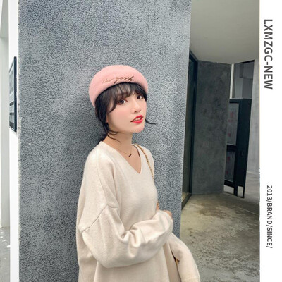 

2019 new womens autumn&winter hat retro Japanese painter hat letter embroidery Beret Korean pumpkin hat