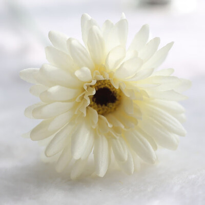 

1Pcs fake artificial flowers African chrysanthemum flowers wedding flower silk flower Home Decoration Accessories flores