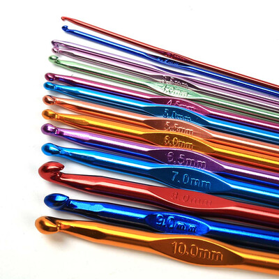 

14 Pcs Crochet Hooks Organizer Case Set Colored Alumis Comfort Grip Crochet Knitting Needles Accessories Kit Household Tools