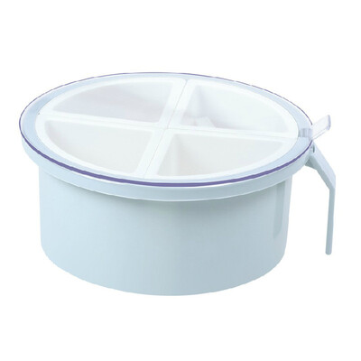 

1Pcs Cute Kitchen Gadget Seasoning Cans Kitchen Spice Pepper Salt Bottles Condiment Box