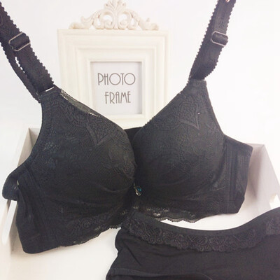 

Women Bra Set Lace Sexy Thin Deep V-neck Push Up Underwear Cotton Breathable Underwear Solid Color Underwire Lingerie Set