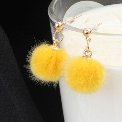 

Drop Shipping Fashion Simple Autumn Winter Furry Beads Short Stud Earrings Women Lovely Candy Color Earrings