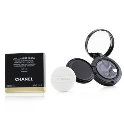 

CHANEL - Vitalumiere Glow Luminous Touch Foundation Hydration And Comfort SPF 15 - 30 Beige 14g049oz