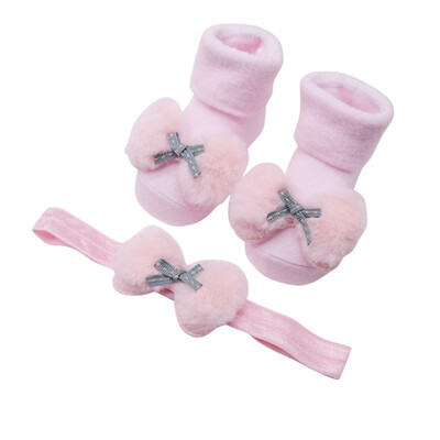 

Cute Baby Girl Bow-tie Design Hairband With Anti-slip Cotton Socks 2Pcs