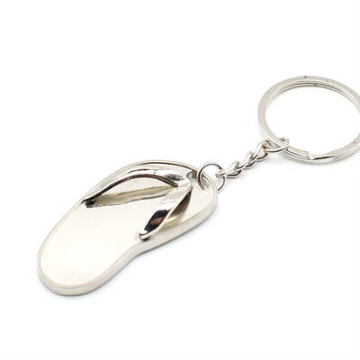 

Flip Flops Keychain Metal Slippers Sandal Pendant Split Keyrings Key Holders Decor Accessory