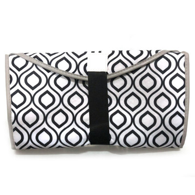 

Portable Diaper Changing Pad Clutch with Barrier Foldable Clean Hands Changing Station Soft Flexible Travel Mat