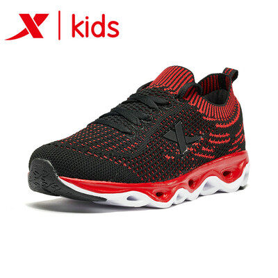 

Special step childrens shoes boys non-slip shock absorption running shoes 2019 spring new childrens shoes in the big childrens sports shoes 681115119163 black red 32
