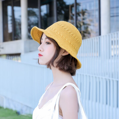 

The Korean version of Xia Bais fishing cap is worn with a bow-tie straw hat