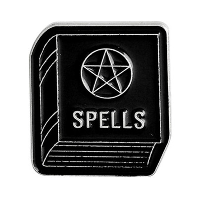 

Black Witch Enamel Brooch Pins Moon Cat Book Brooch Pins for Women Men Halloween Clothes And Hat Accessories Latest