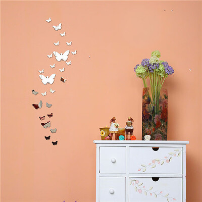 

Silver Bling Bling Acrylic 3D Butterfly Design Mirror Effect Wall Sticker DIY For Artistic Living Room