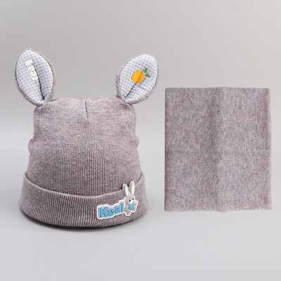 

Autumn&winter 2019 new versatile baby boys&girls childrens bib Suit Hat cartoon warm two-piece set