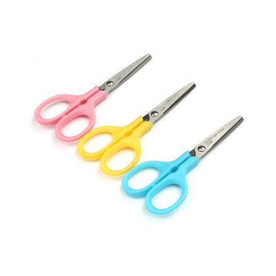 

Утро (M & G) для 120mm1 школы ножницы случайного цвета ASS91333