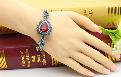

Vintage Bohemia Water Drop Bracelets Women Ethnic Crystal Jewelry Antique Silver Color Bracelet Pulseras Gypsy Bride Bijoux