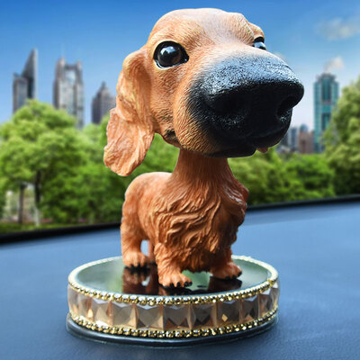 

Jun Hao car ornaments shaking head car cartoon creative shaking head dog car ornaments jewelry Chihuahua with perfume base