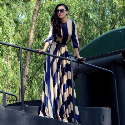 

Lovaru ™Summer 2015 Bohemia suit dress Printed sleeveless design Spread out the forks under the dress sexy fashion