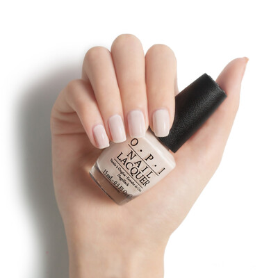 

OPI Nail Polish Light Sakura Pink Light Pink Milk White 15ml NLF28 Long lasting not fade fast dry non-toxic&non-peelable American genuine nails new&old packaging replacement random delivery