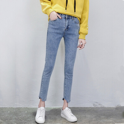 

Yu Zhaolin YUZHAOLIN jeans female Korean version of the simple feet pants fashion wild light pencil pants female feet version light blue M