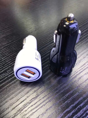 

Quick Charge30 USB Car Charger 12-32V Max Output35W