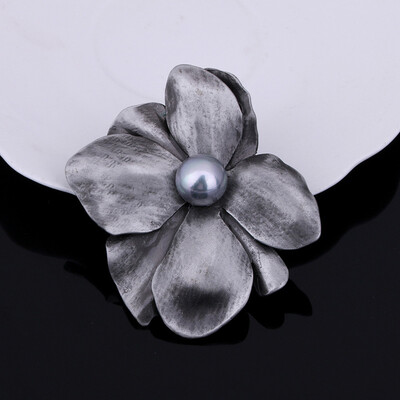 

Модные цветочные броши для женщин 2018 года Vintage Female Pearl Irregular Pins Брошь для женщин Ювелирные изделия для растений Dr