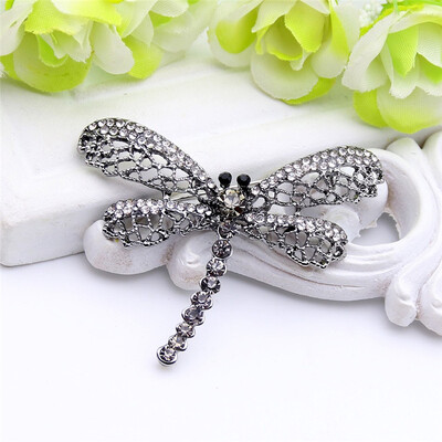 

Vintage Black Dragonfly Brooch Women Insect Jewelry Hollow Out Rhinestone Brooches Broches Ladies Lapel Hijab Scarf Banquet Pin