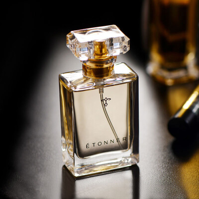 

ETONNER Car perfume spray perfume Paris series French perfume butterfly dance flying 30ML