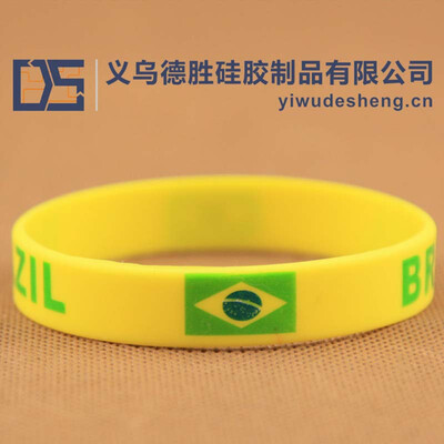 

1pcs Sports Silicone Wristbands World Cup Flag Bracelet Souvenir Men Football Fans ID Elastic Basketball Wrist Strap 2018