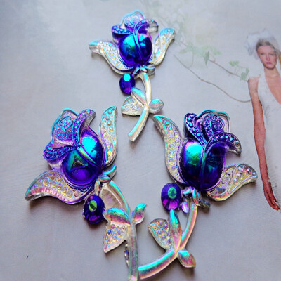 

20pcs 4835mm Big rose flower shape Sew on rhinestones Purple clear AB colour resin crystals flatback 2 holes gem stone