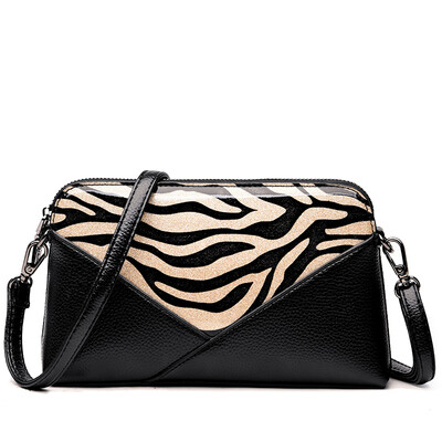 

Spring&summer clutch bag female 2018 new Korean version of the simple shoulder Messenger Leopard evening bag middle-aged female bag small bag
